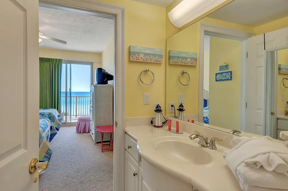 Oceanfront Condo With Spacious Balcony - Unit 0306 パナマシティービーチ 米国